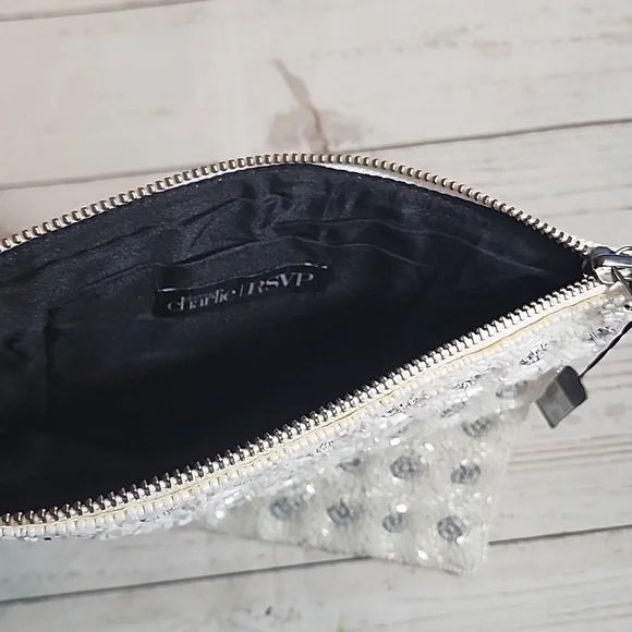 Charming Charlie RSVP Boho Beaded Clutch - NWT - Picture 6 of 10